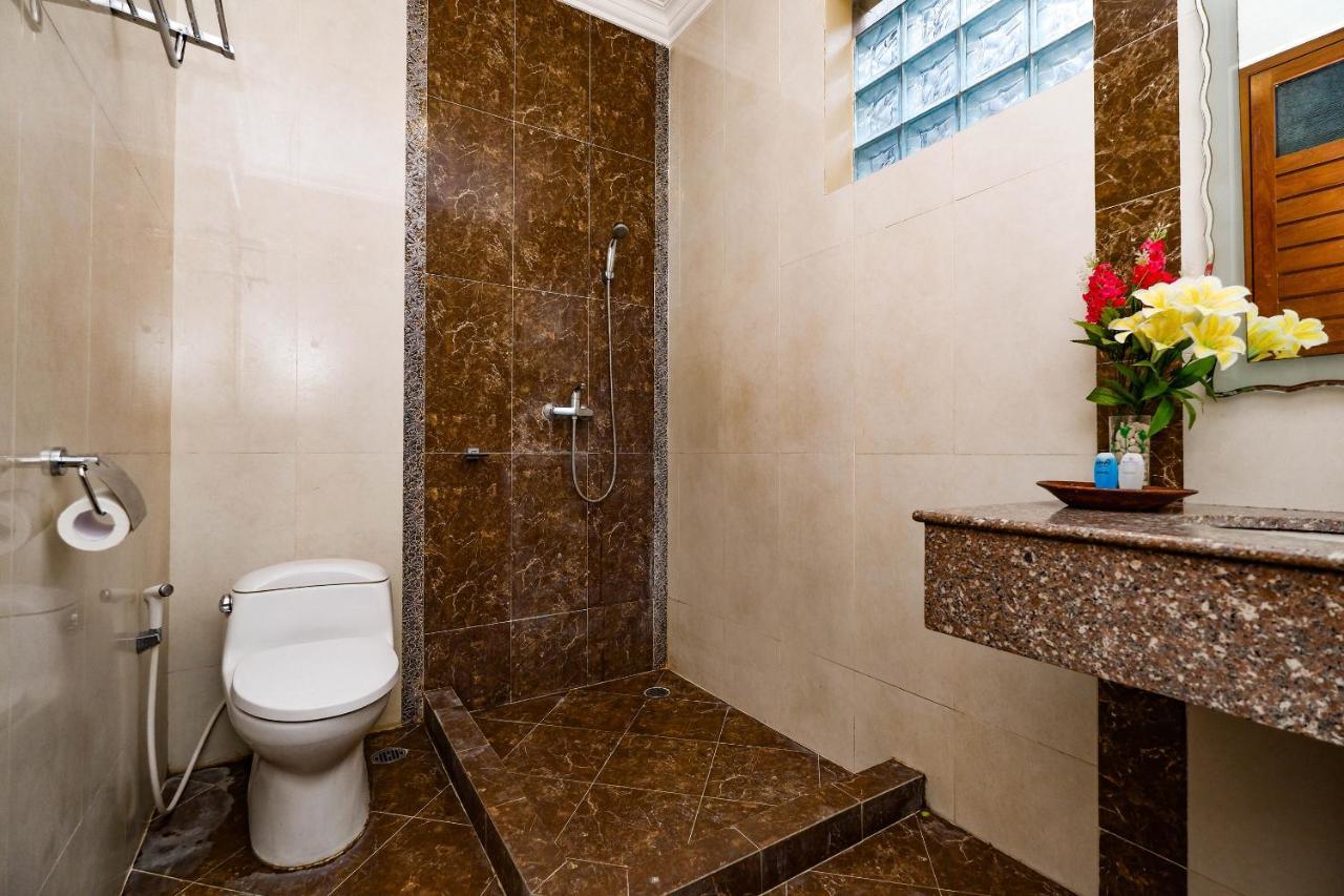 Maharani Guest House Джокякарта Екстериор снимка